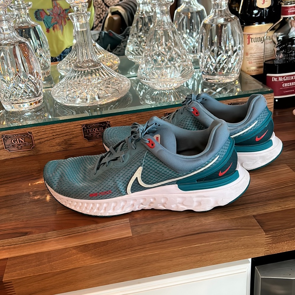 Men's Nike 13 React Muller 3 shoes